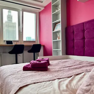 -- View City Center Pink -- Warszawa